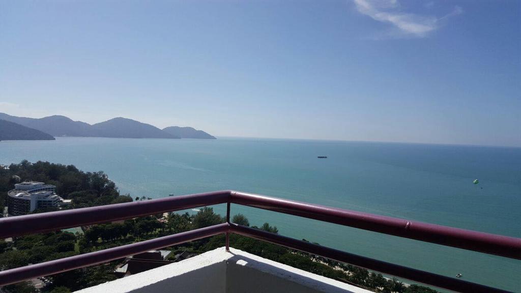 Batu Ferringhi Seaview Apartment Ngoại thất bức ảnh